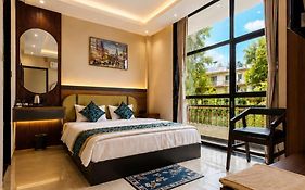 Hotel Shakuntla Palace - 400 Meters Away From Vishnu Pad Temple 7 Mins Walk